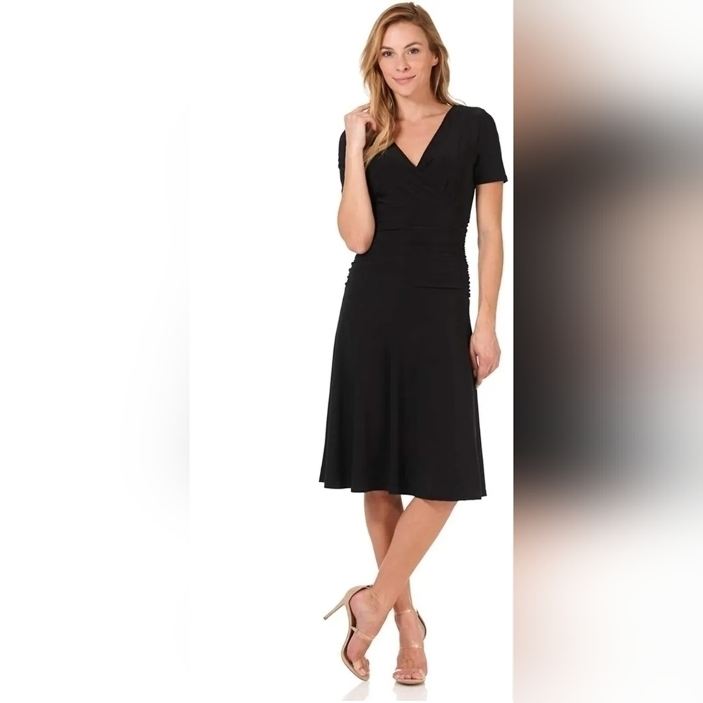 Rekucci- Womens Black Slimming Dress W/ Ruching Fit and Flare Cocktail Sz.16